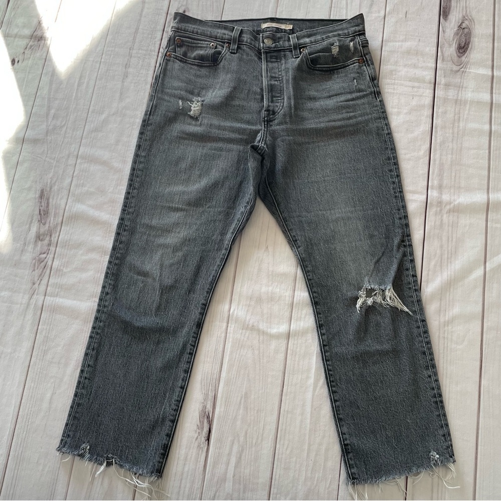 Levi’s Premium Wedgie Straight Jeans Women’s 29 Black Gray Faded Button Fly EUC - Picture 11 of 16